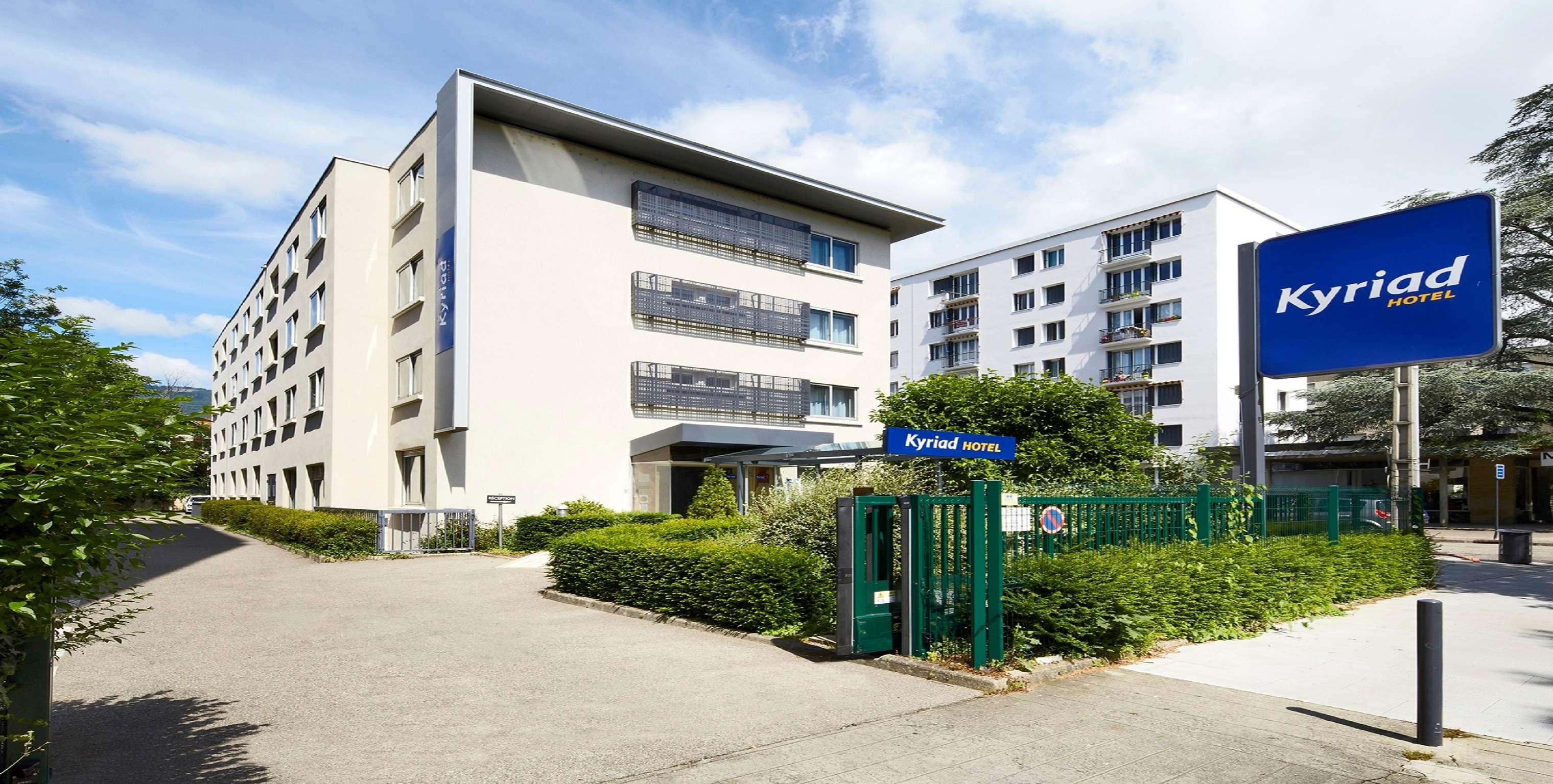 Kyriad Grenoble Centre Экстерьер фото